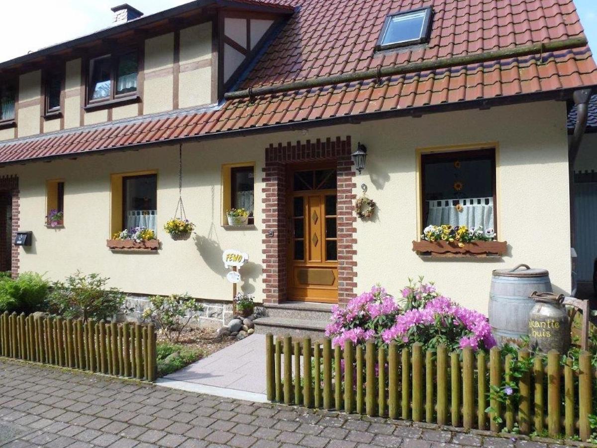 Quiet Holiday Home With Terrace Korbach Luaran gambar