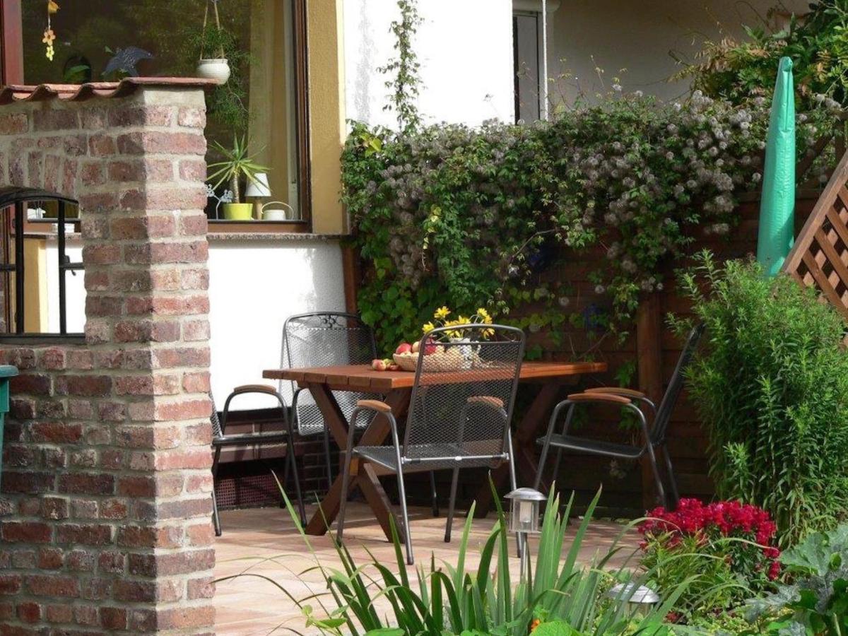 Quiet Holiday Home With Terrace Korbach Luaran gambar